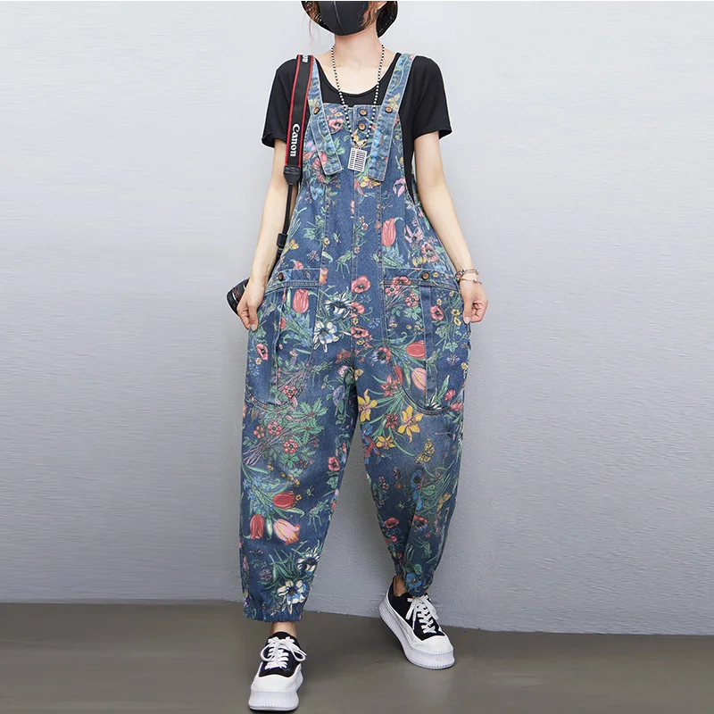 Street Fashion Jeans Women - カジュアルストリートプリント花柄デニムジャンプスーツ女性ルーズだぶだぶワイドレッグパンツロンパースビッグサイズポケットストラップジーンズオーバーオール
