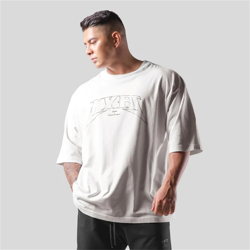 LYFT 特大トレーニングメンズ Tシャツデザインレタープリ - Street Fashion Shanghai のレビューと価格