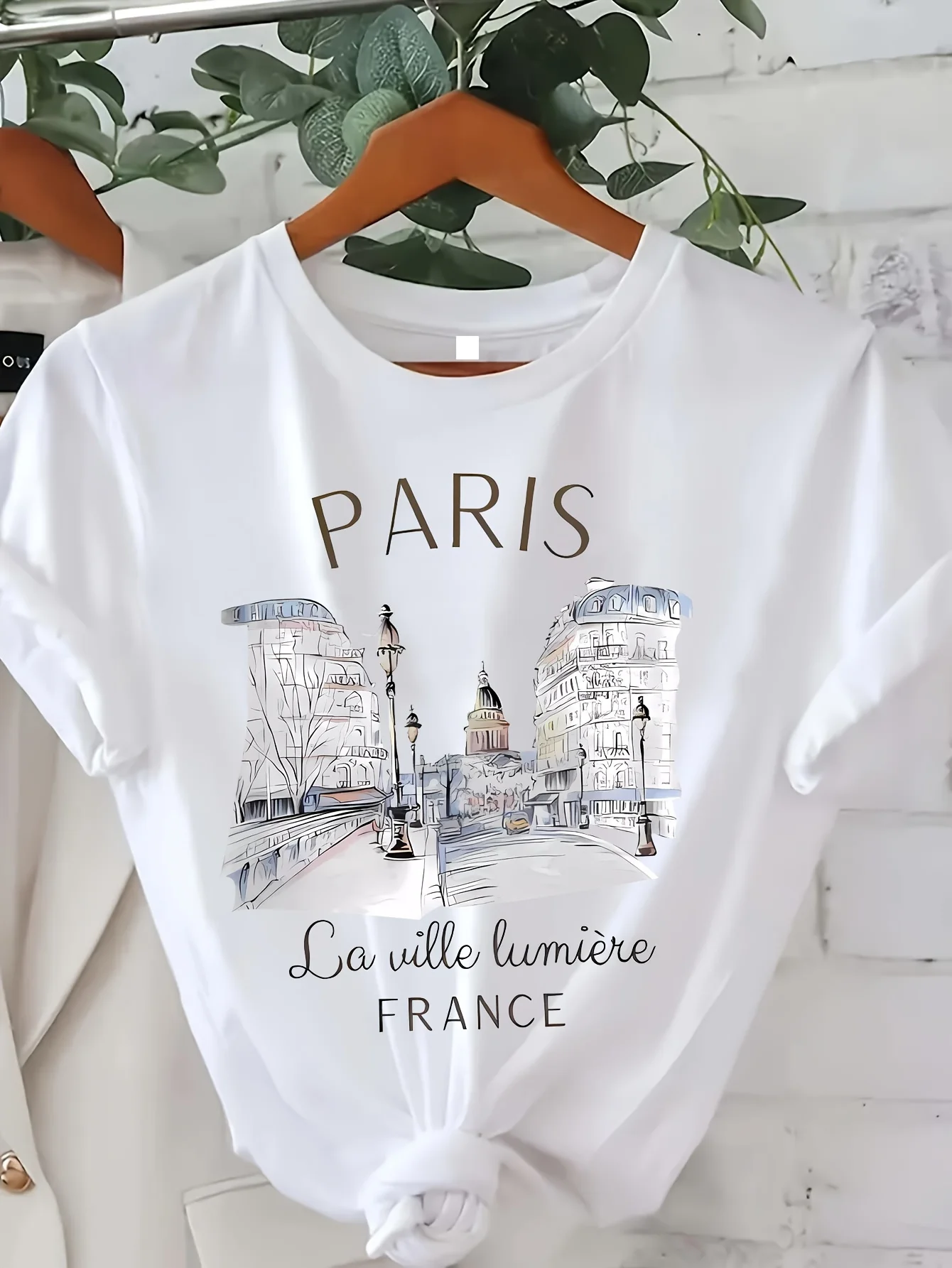 ファッショングラフィックTシャツ パリプリント レディースT - Street Fashion Paris のレビューと価格