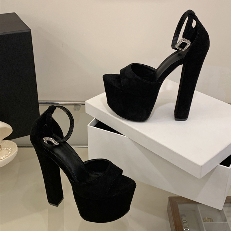 Liyke モデルショー セクシー エクストリーム ハイヒー - Chunky Sneaker Platform のレビューと価格
