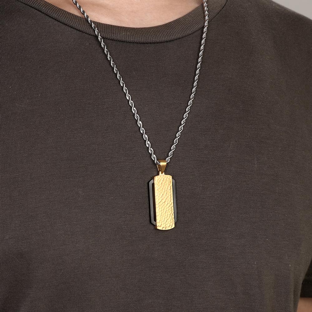 ステンレス鋼のハンマーストライプペンダントネックレス,男性用 - Fashion Street Singapore のレビューと価格