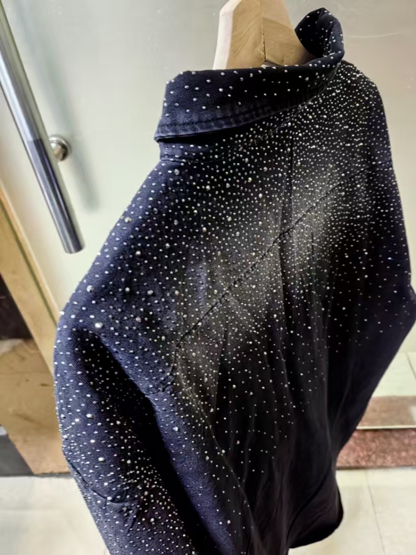 2025年秋の新作トレンドファッション、ホットドリルデニムシ - Street Fashion Jeans Women のレビューと価格