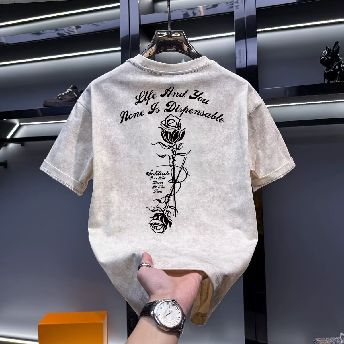 夏のメンズカーキ Tシャツ高品質ファッショナブルな紳士服原宿 - Street Fashion In Chinese のレビューと価格